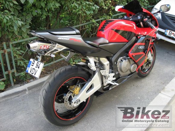 Tricked out 2004 honda cbr 600 rr #1