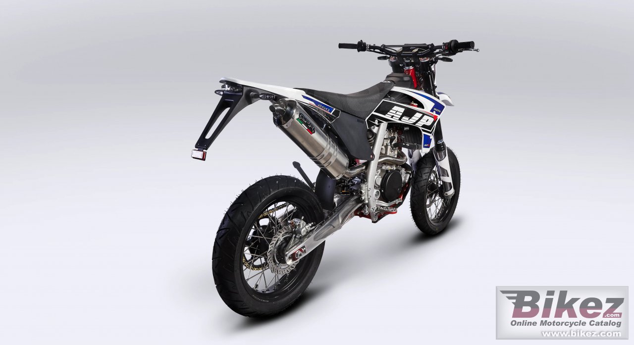 AJP SPR 250 Supermoto