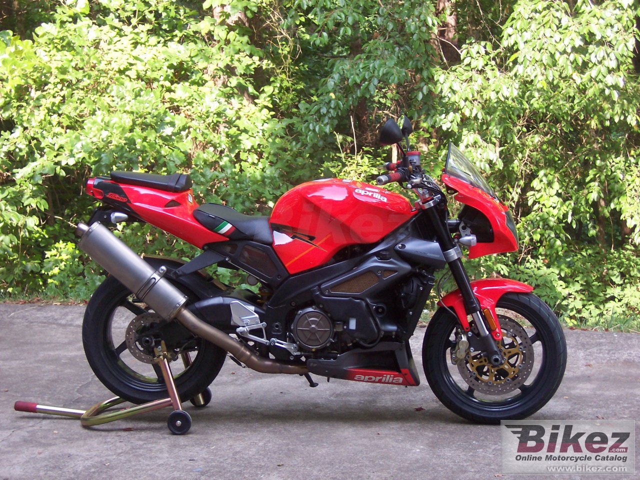 Aprilia Tuono 1000 R