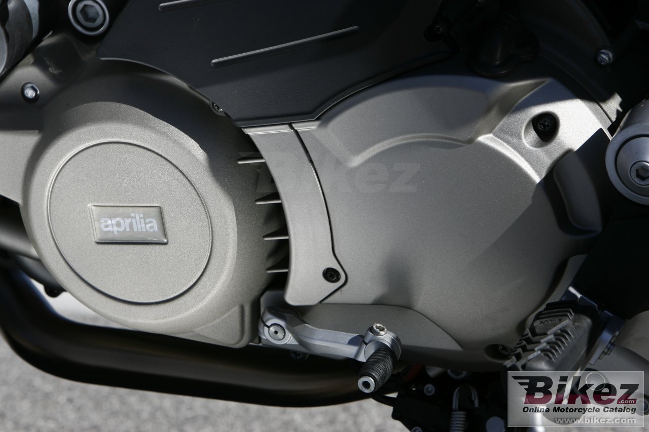 Aprilia Mana 850