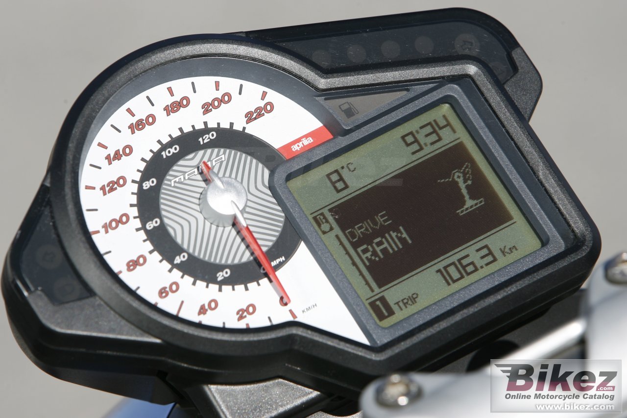 Aprilia Mana 850