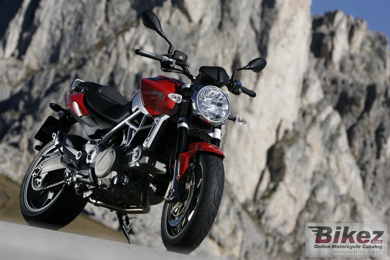 Aprilia Mana 850