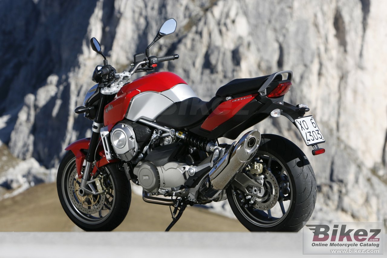 Aprilia Mana 850