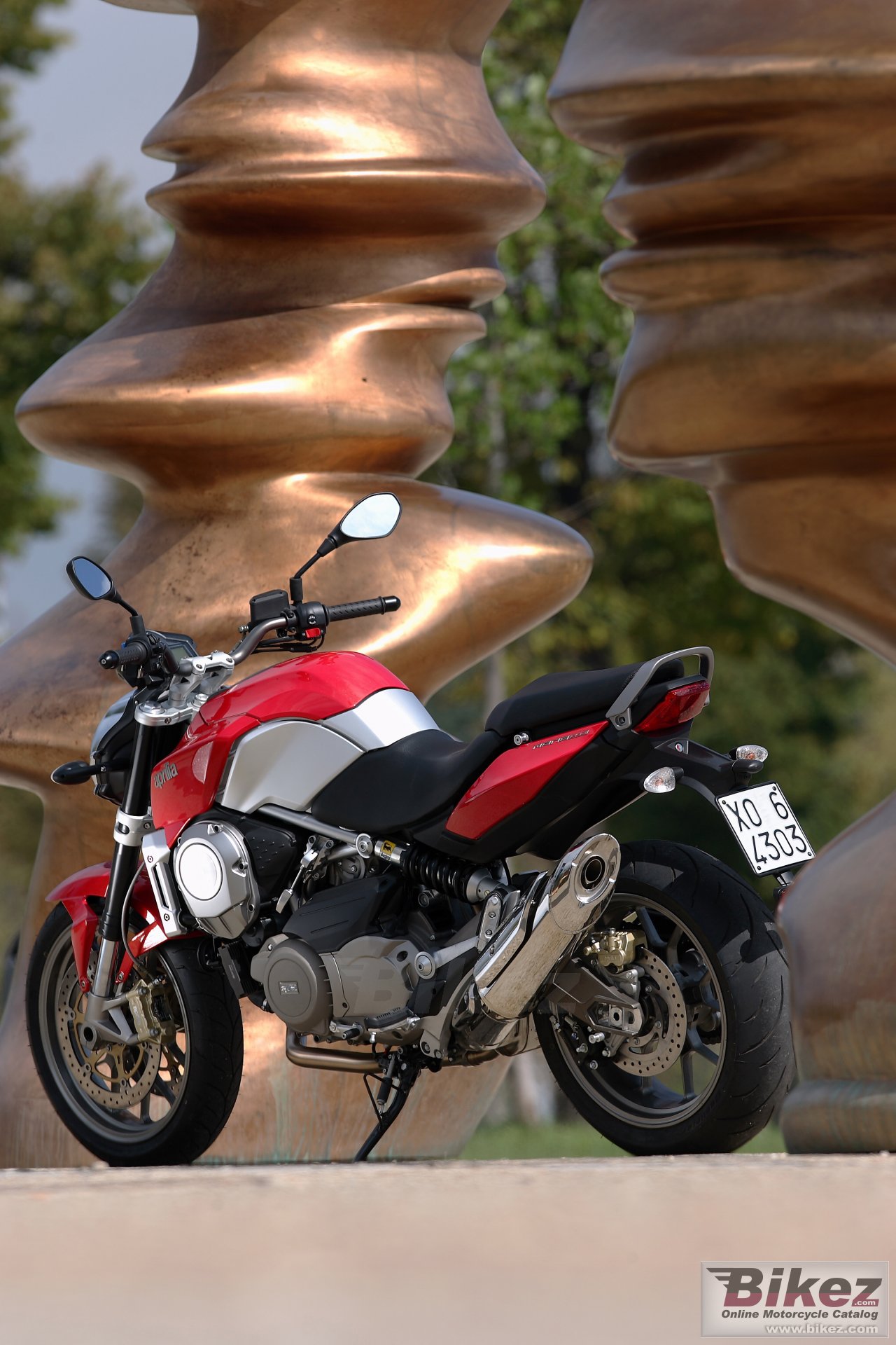 Aprilia Mana 850