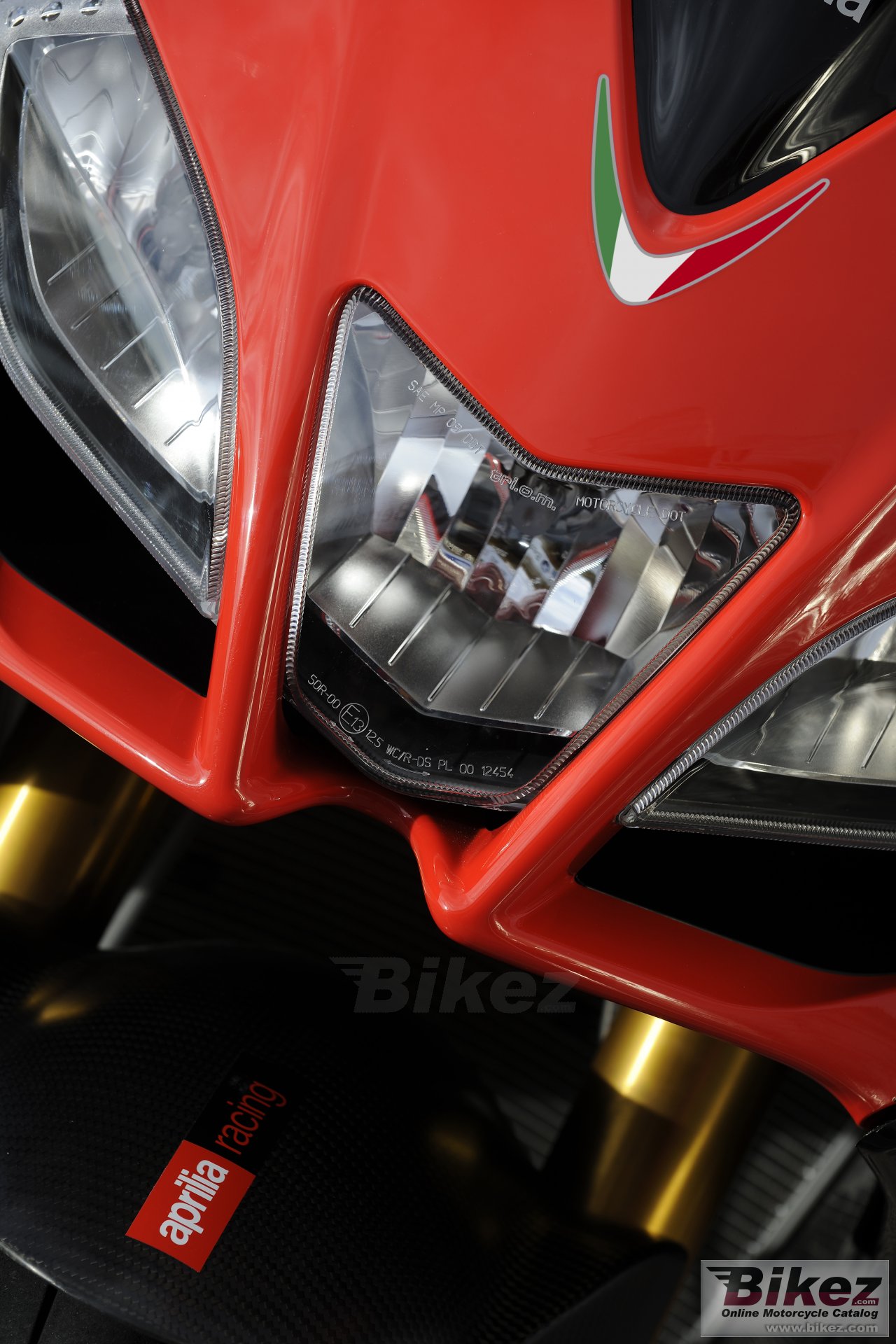 Aprilia RSV4 Factory