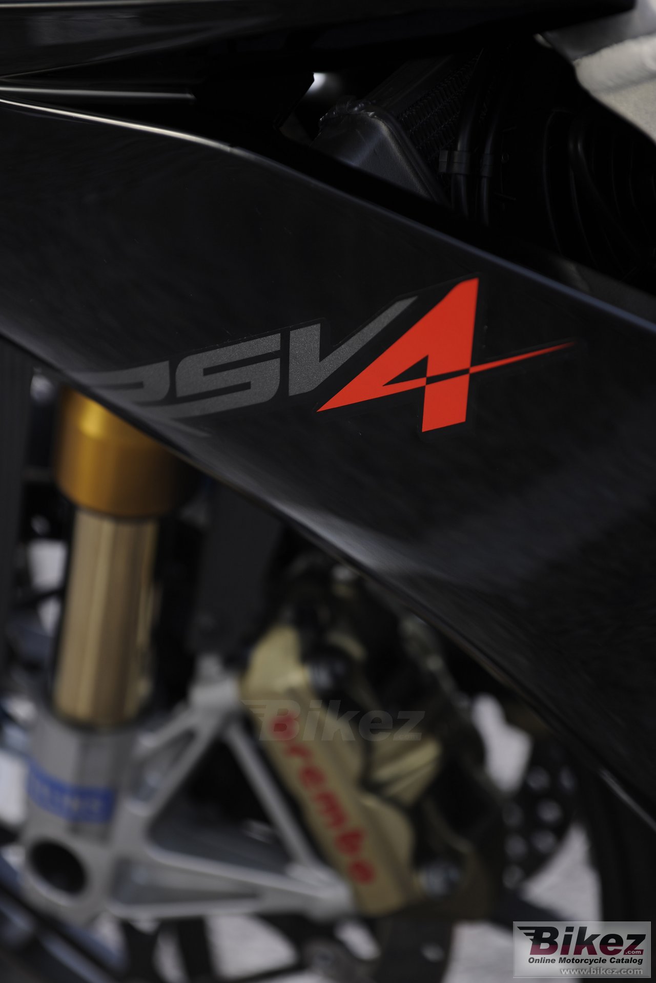 Aprilia RSV4 Factory