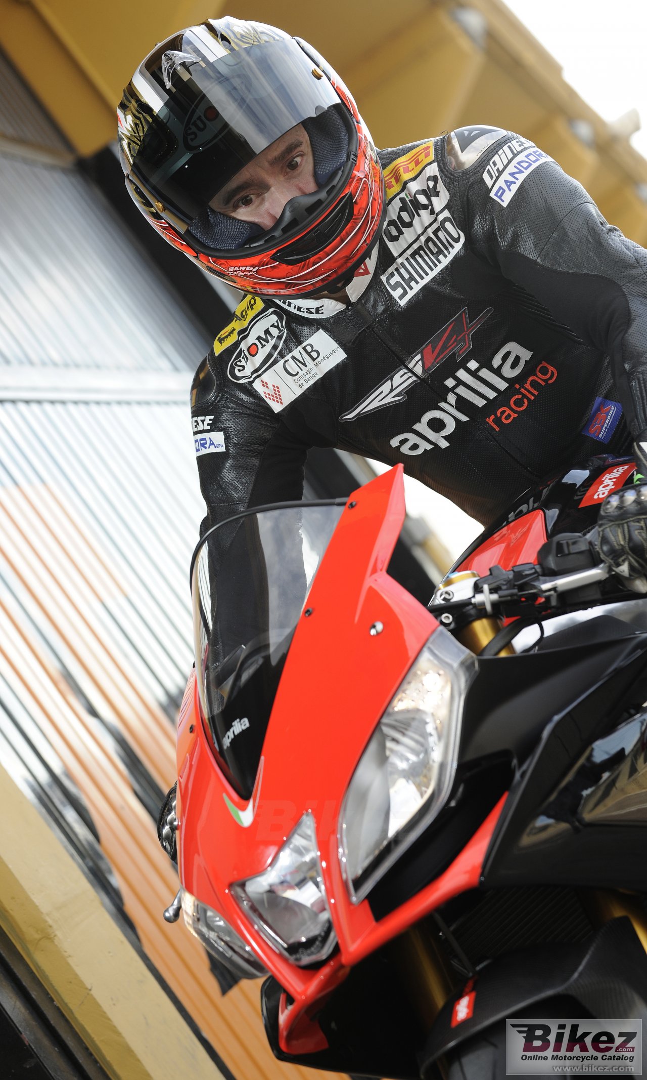 Aprilia RSV4 Factory