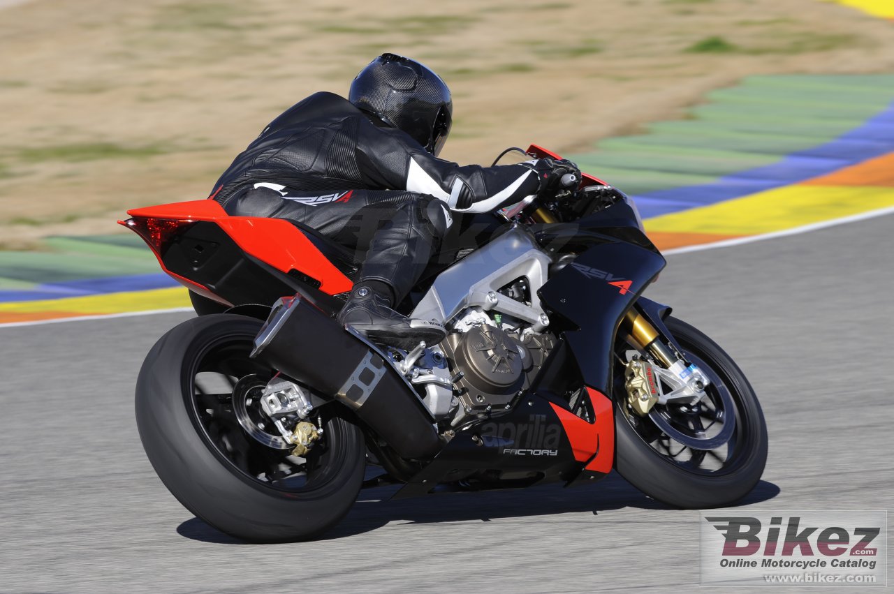 Aprilia RSV4 Factory
