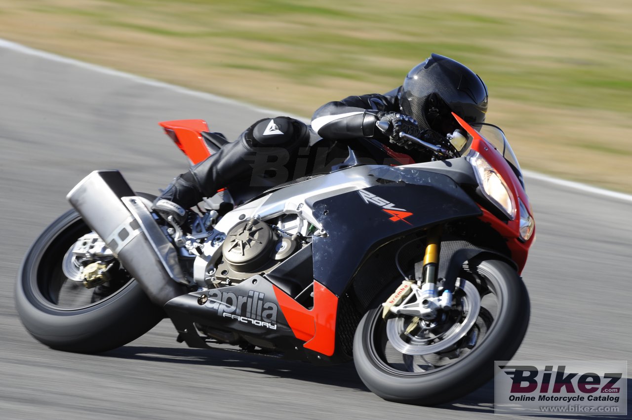 Aprilia RSV4 Factory