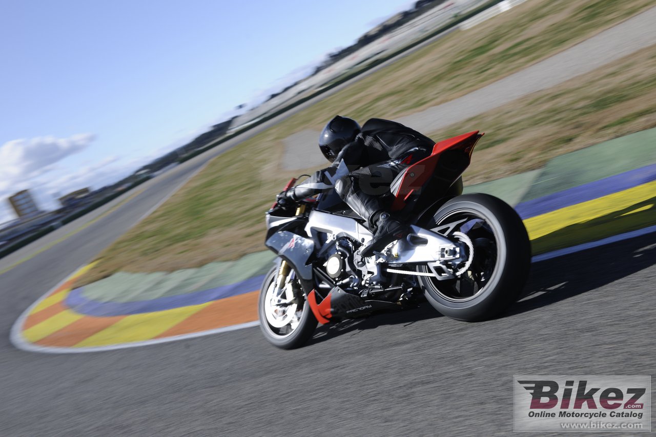 Aprilia RSV4 Factory