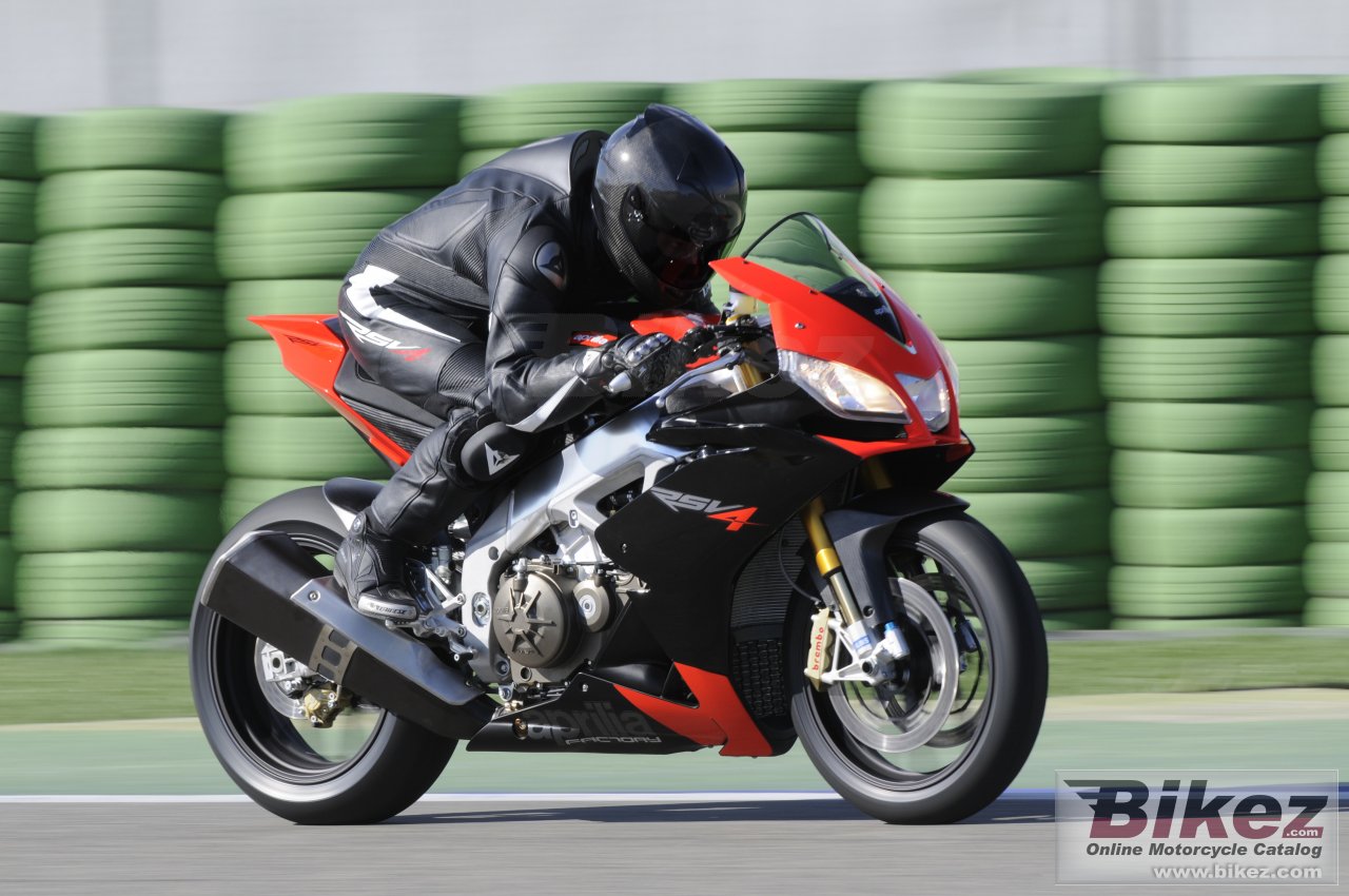 Aprilia RSV4 Factory