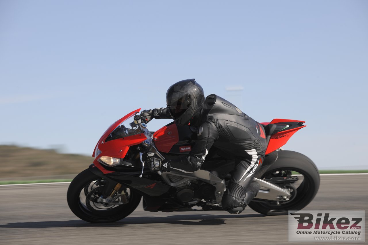 Aprilia RSV4 Factory