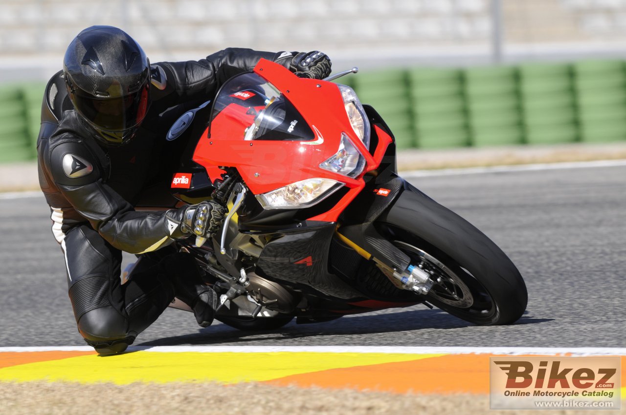 Aprilia RSV4 Factory