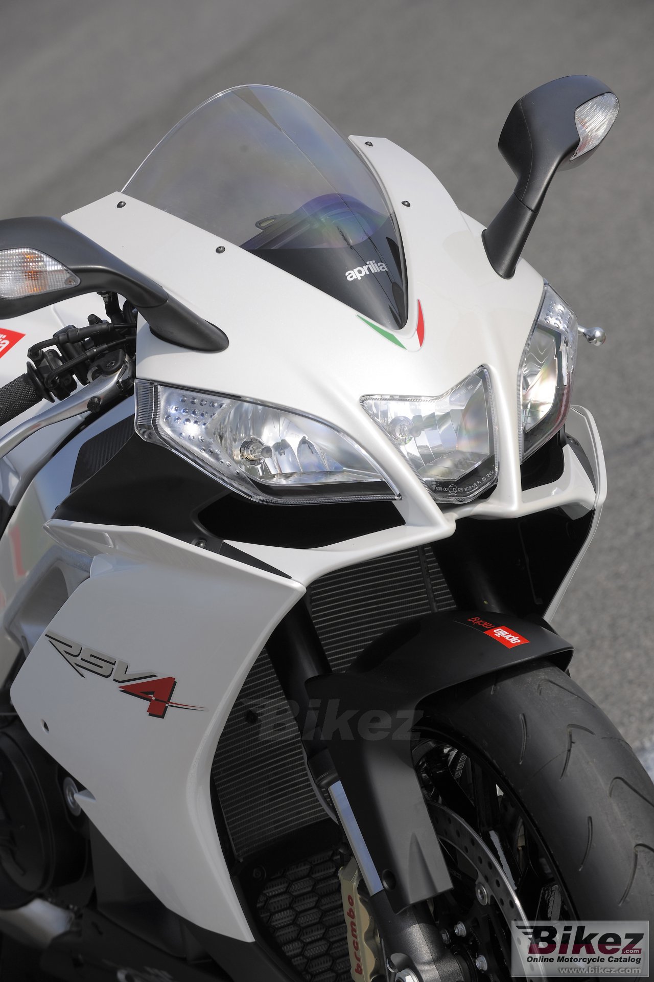 Aprilia RSV4 R