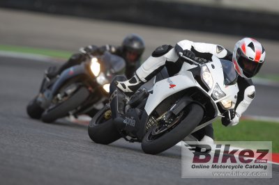 2010 Aprilia RSV4 R