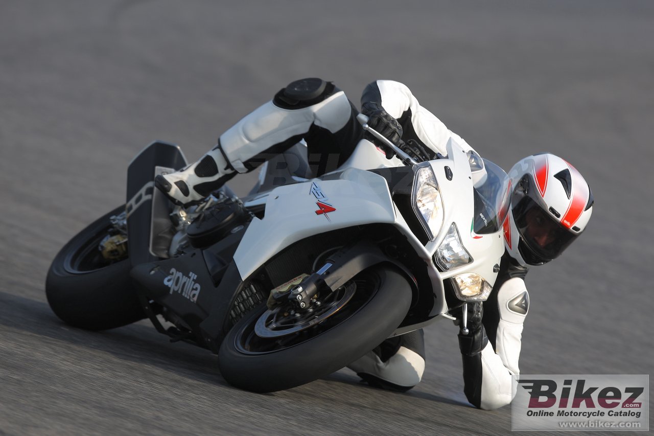 Aprilia RSV4 R