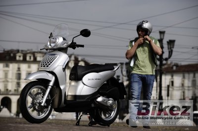 2010 Aprilia Scarabeo 250