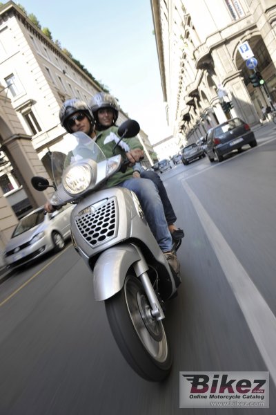 2010 Aprilia Scarabeo 250