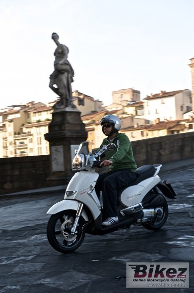 2010 Aprilia Scarabeo 300 Special