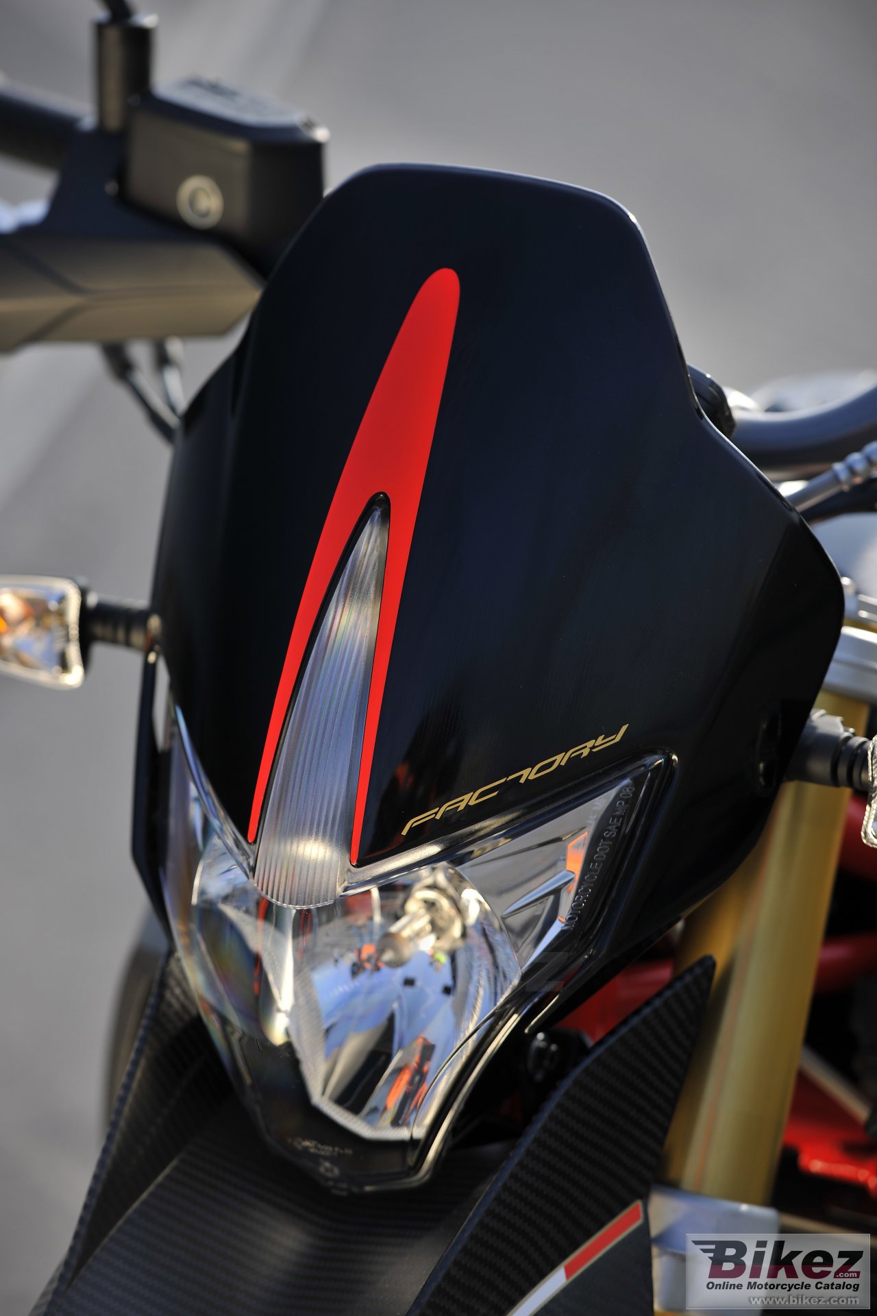 Aprilia Dorsoduro 750 Factory