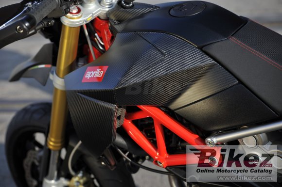 2011 Aprilia Dorsoduro 750 Factory