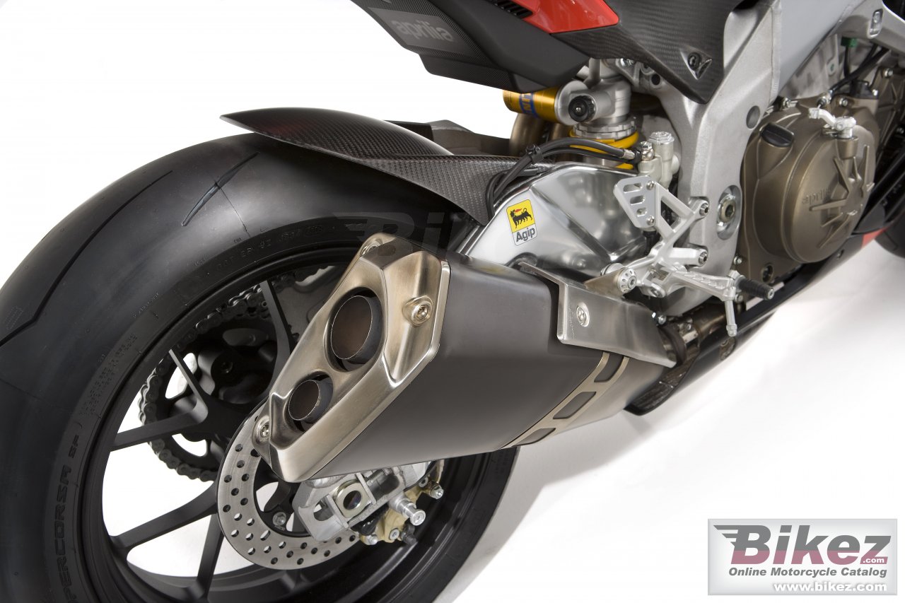 Aprilia RSV4 Factory