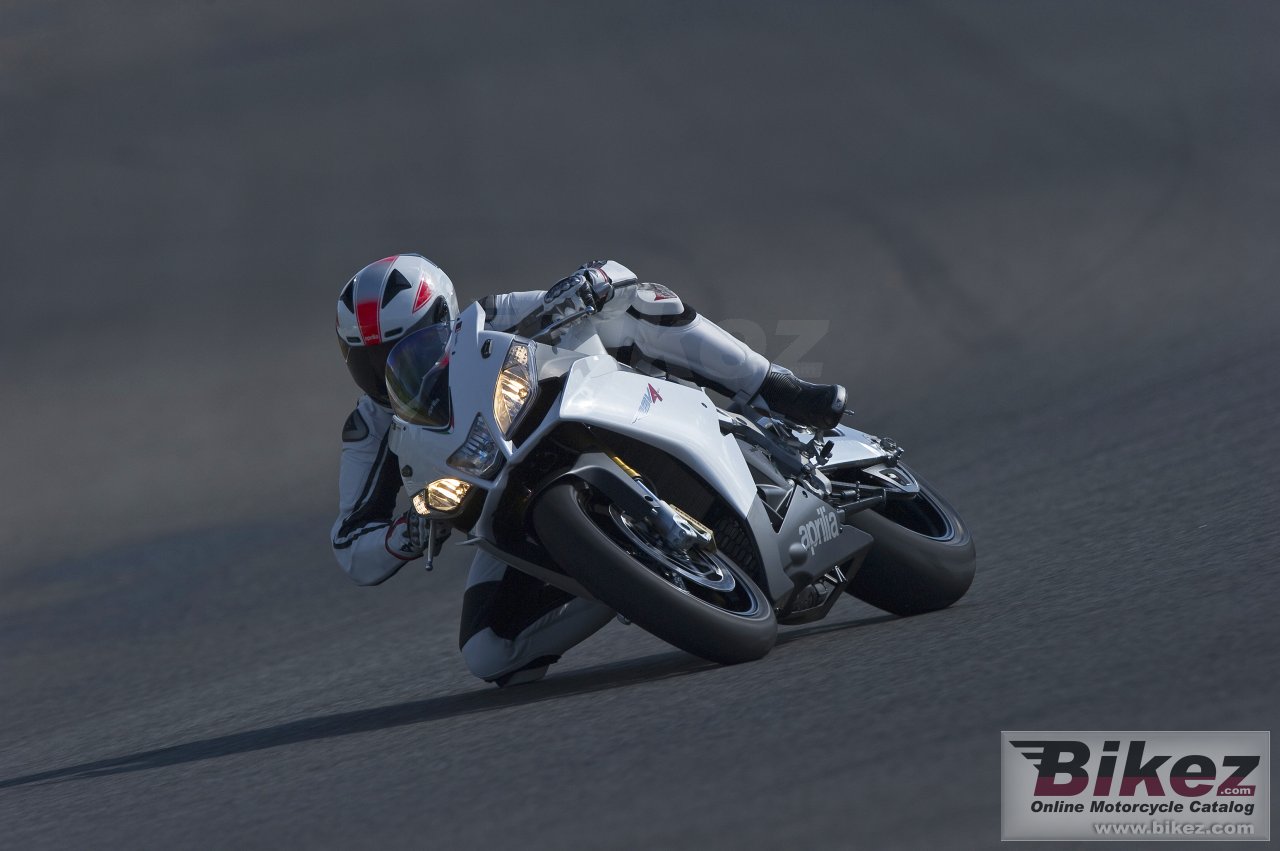 Aprilia RSV4 R APRC