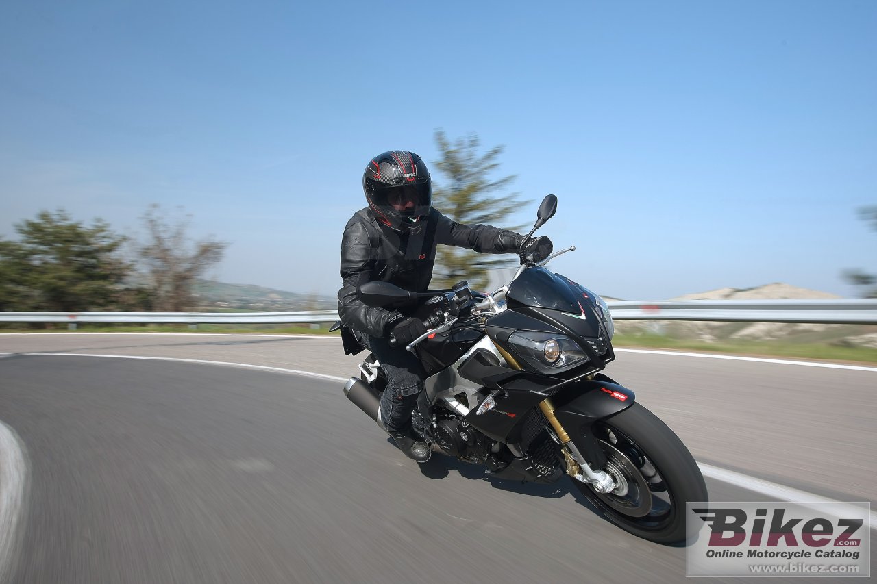 Aprilia Tuono V4 R APRC