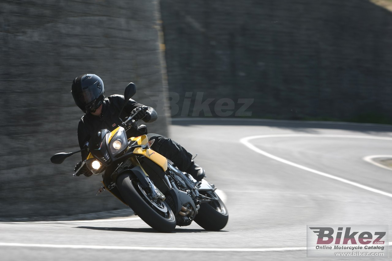 Aprilia Tuono V4 R APRC