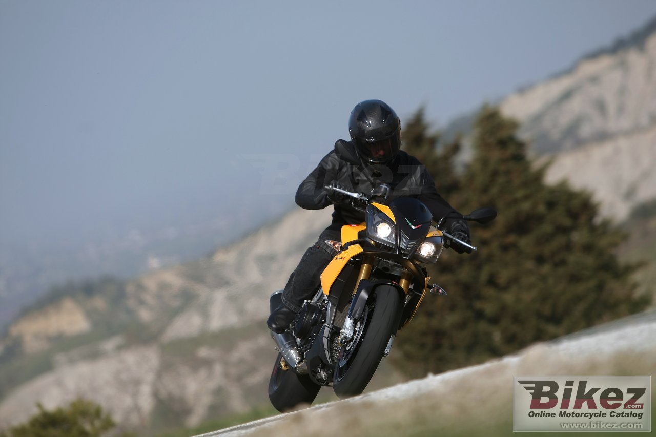 Aprilia Tuono V4 R APRC