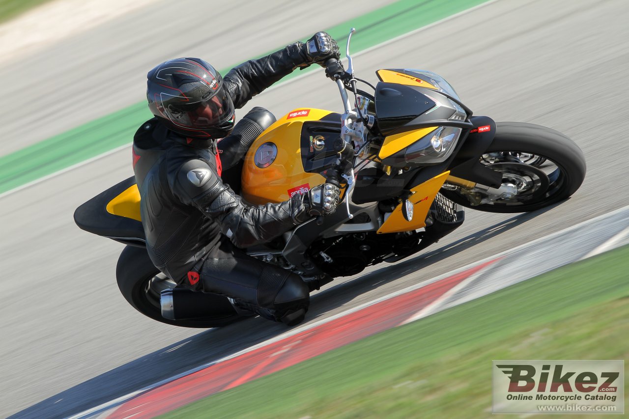 Aprilia Tuono V4 R APRC