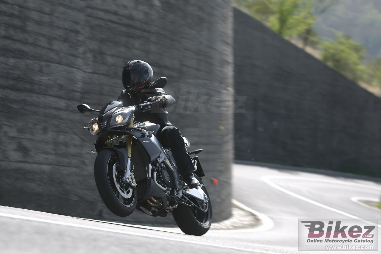 Aprilia Tuono V4 R