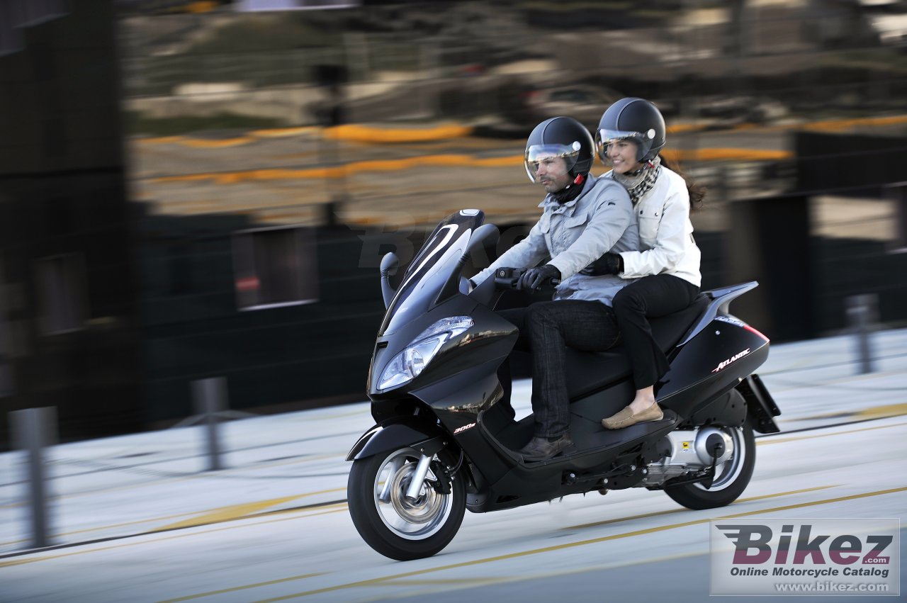 Aprilia Atlantic 300