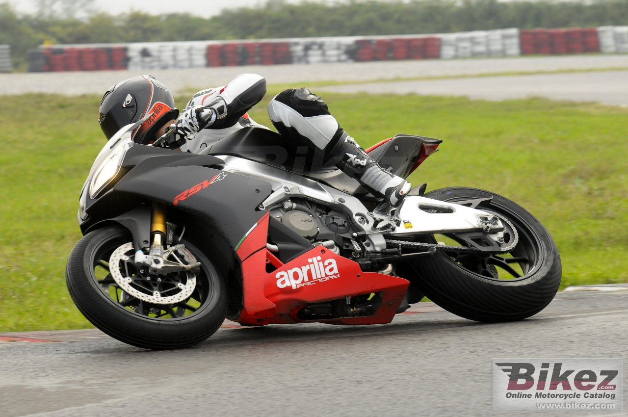 Aprilia RSV4 Factory APRC ABS