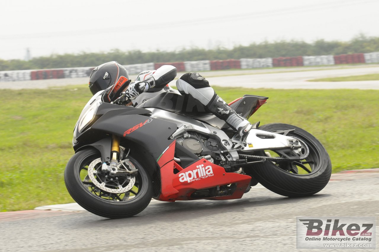 Aprilia RSV4 Factory APRC ABS