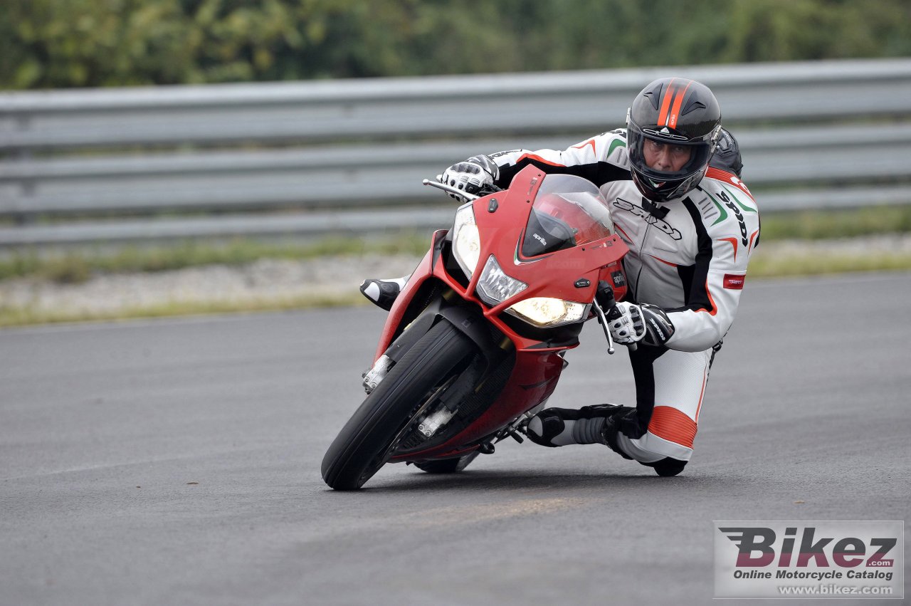 Aprilia RSV4 R APRC ABS
