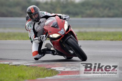 2014 Aprilia RSV4 R APRC ABS