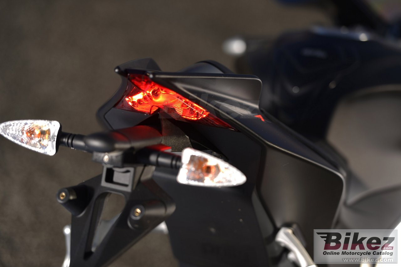 Aprilia RSV4 R APRC ABS