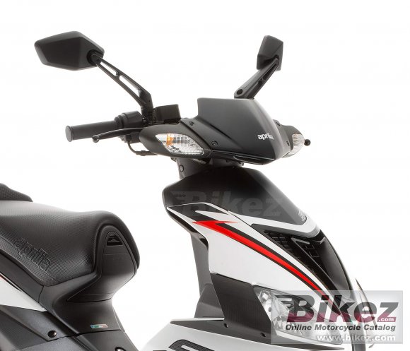 2015 Aprilia SR 50 R