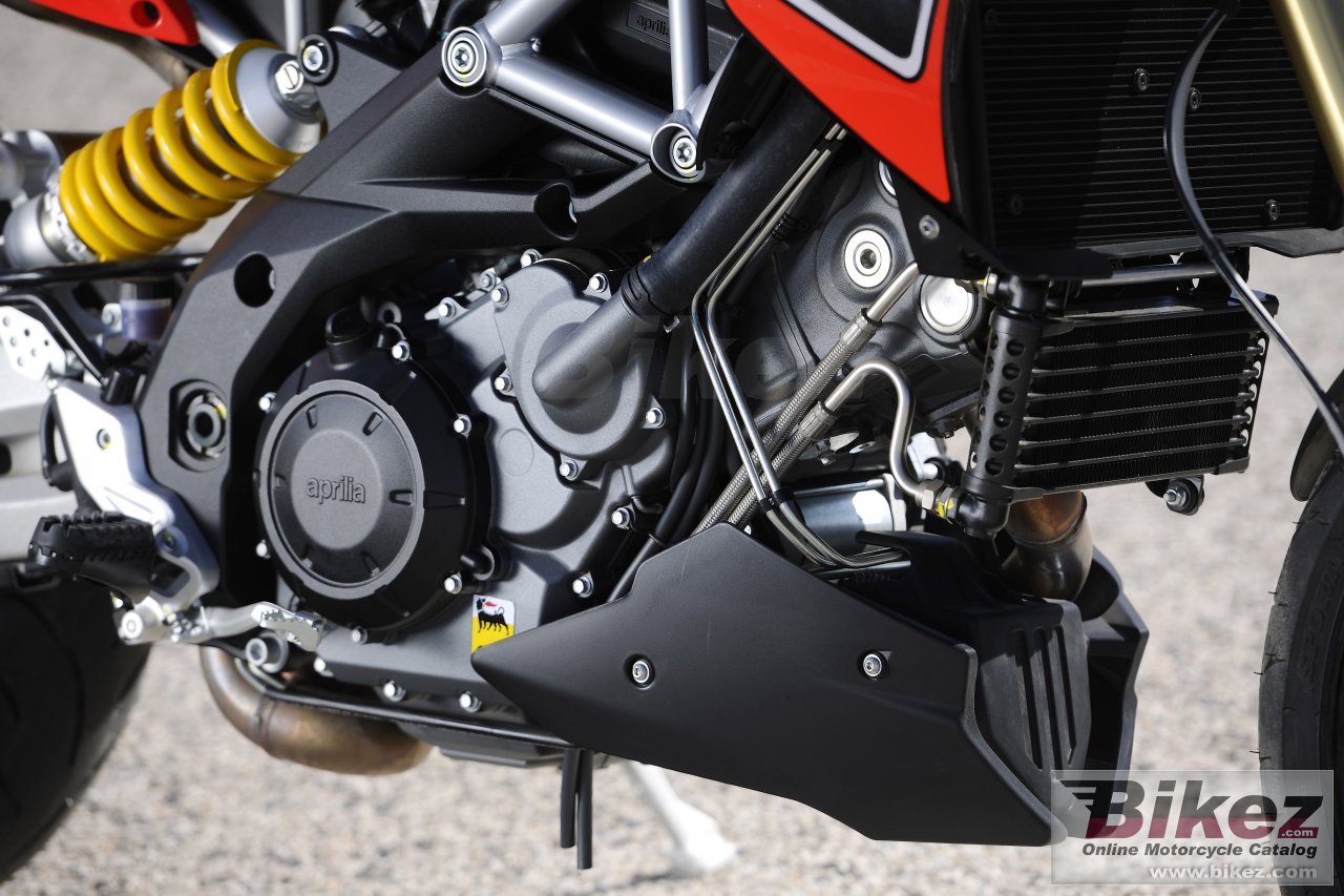 Aprilia Dorsoduro 1200