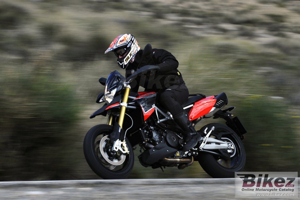 Aprilia Dorsoduro 1200