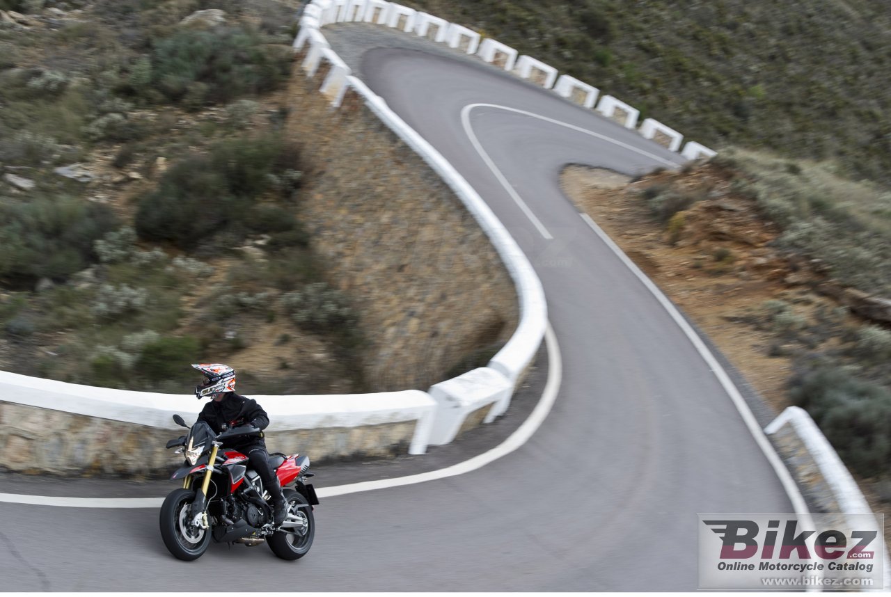 Aprilia Dorsoduro 1200