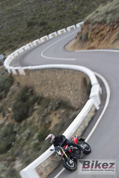 2015 Aprilia Dorsoduro 1200