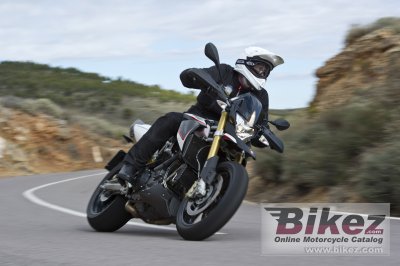 2015 Aprilia Dorsoduro 1200