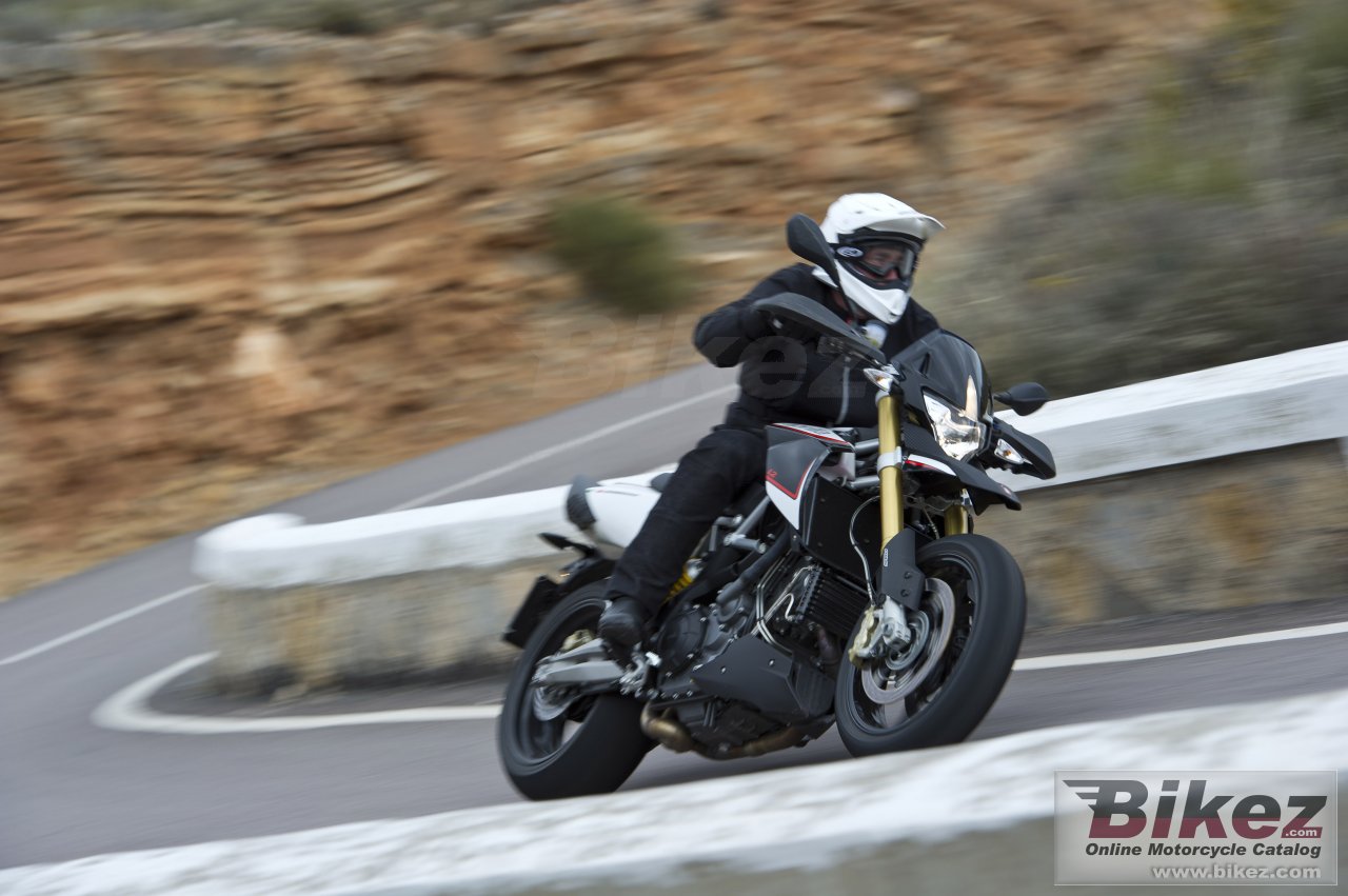 Aprilia Dorsoduro 1200