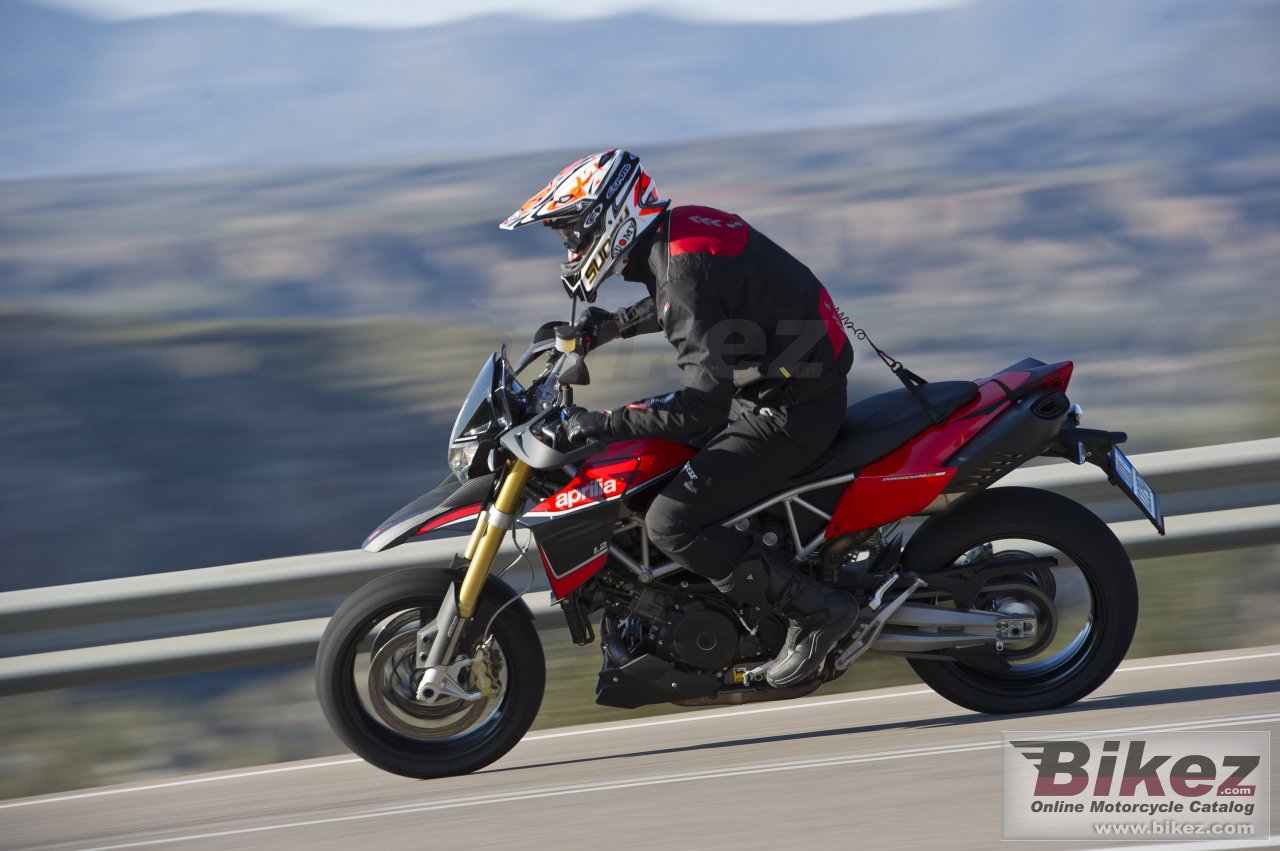 Aprilia Dorsoduro 1200