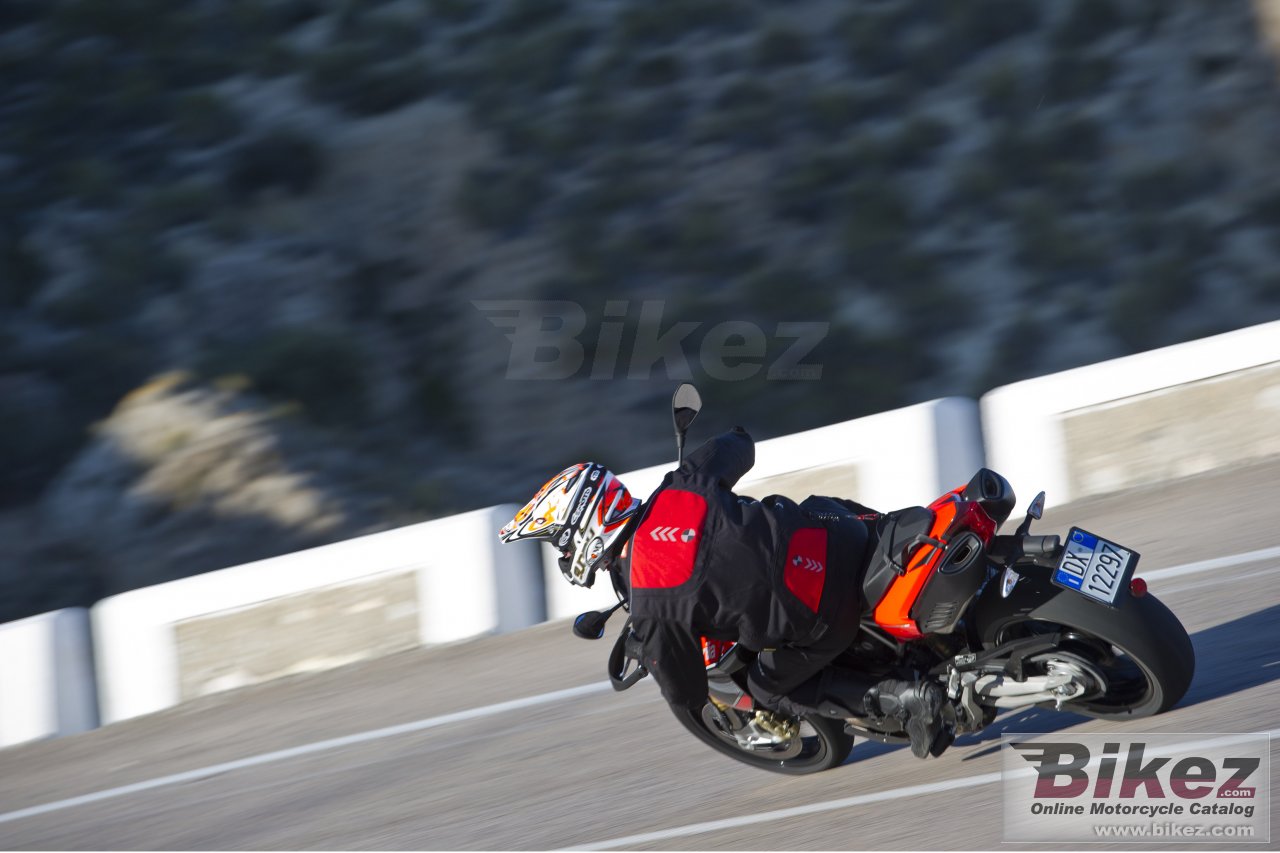 Aprilia Dorsoduro 1200