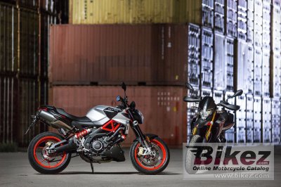 2017 Aprilia Dorsoduro 900