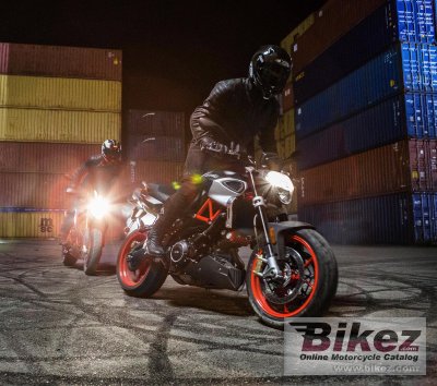 2017 Aprilia Dorsoduro 900