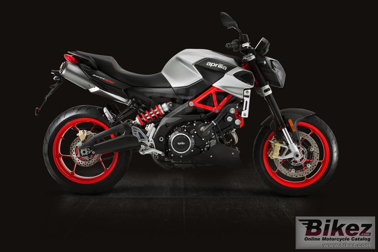 Aprilia Shiver 900